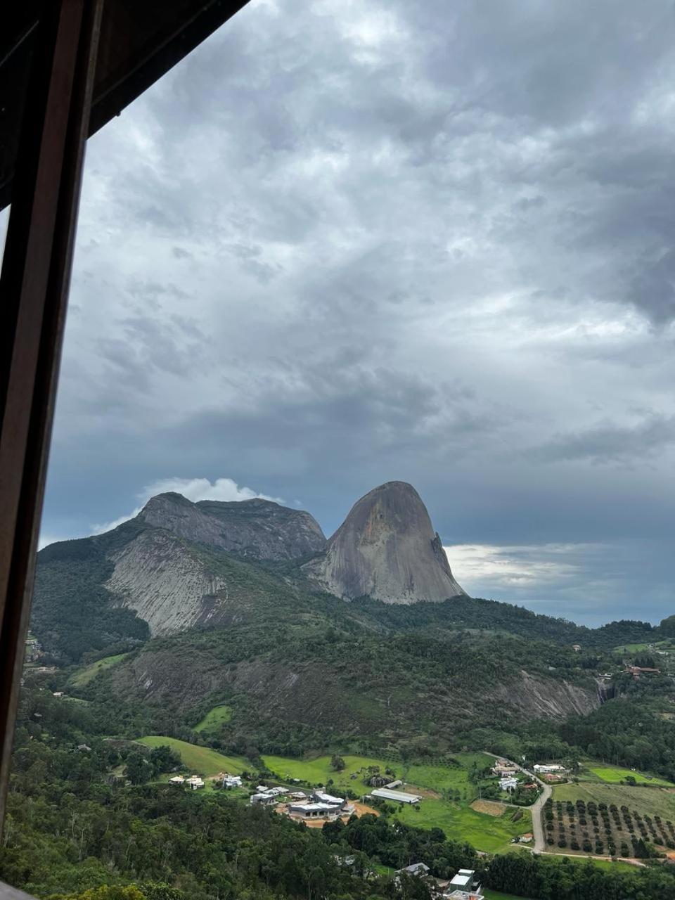 Vista Azul Apart Hotel - Pedra Azul Pinheiros Extérieur photo